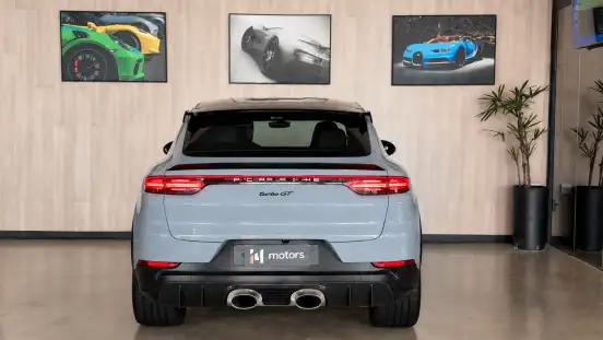 PORSCHE-CAYENNE-2022