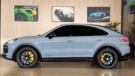 PORSCHE-CAYENNE-2022