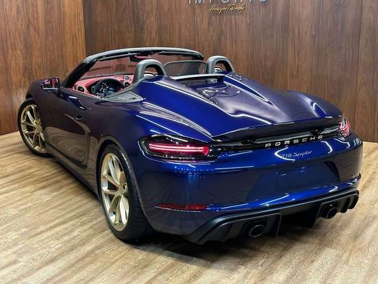 PORSCHE-718-2023