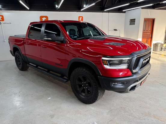 RAM-1500-5.7 V8 GASOLINA REBEL CD 4X4 AUTOMÁTICO RAM-1500-2021