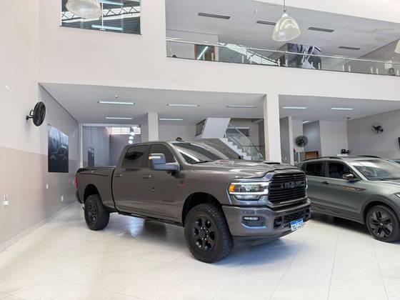 RAM 2500 6.7 I6 TURBO DIESEL LARAMIE CD 4X4 AUTOMÁTICO
