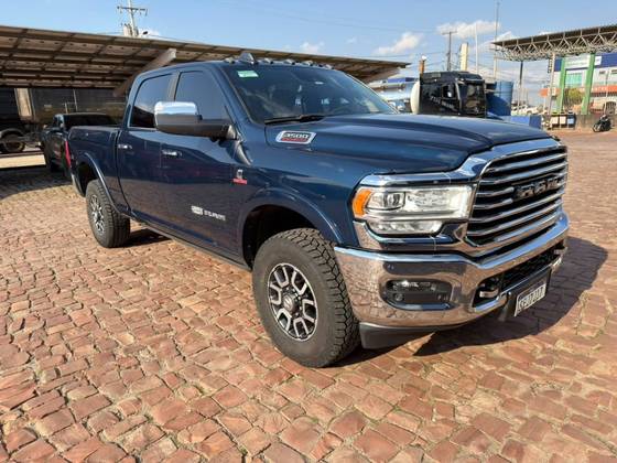 RAM 3500 6.7 I6 TURBO DIESEL LIMITED LONGHORN CD 4X4  AUTOMÁTICO