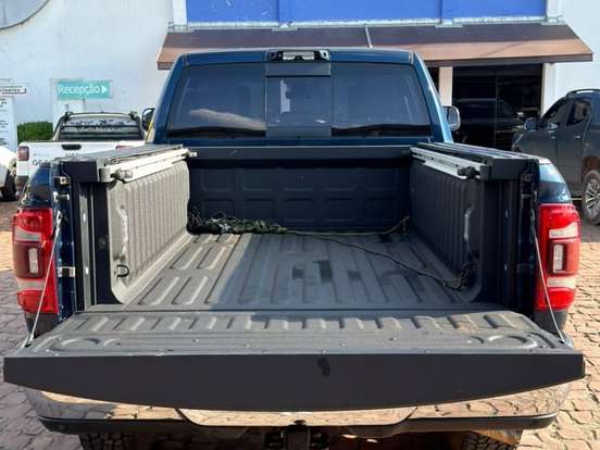 RAM-3500-6.7 I6 TURBO DIESEL LIMITED LONGHORN CD 4X4 AUTOMÁTICO RAM-3500-2022