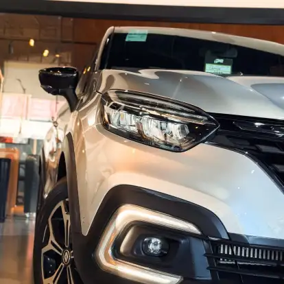 RENAULT-CAPTUR-2021
