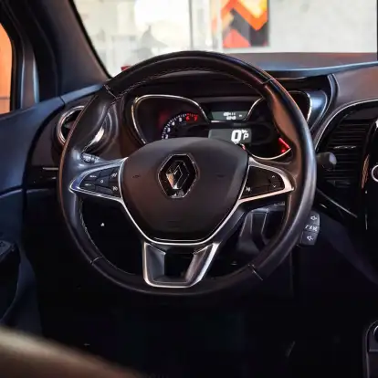 RENAULT-CAPTUR-2021