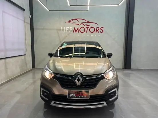RENAULT-CAPTUR-2021