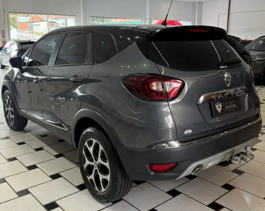 RENAULT-CAPTUR-2018