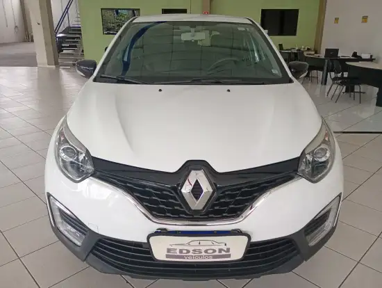 RENAULT-CAPTUR-2018