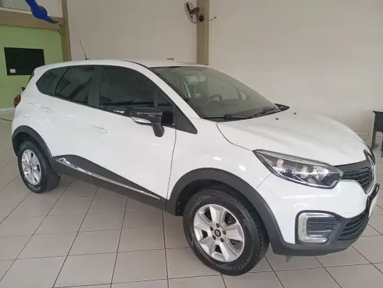 RENAULT-CAPTUR-2018