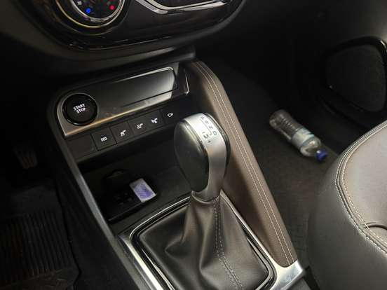 RENAULT-CAPTUR-2023