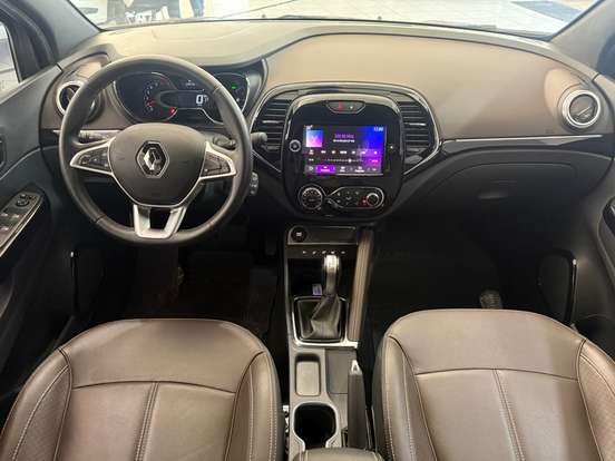 RENAULT-CAPTUR-2023