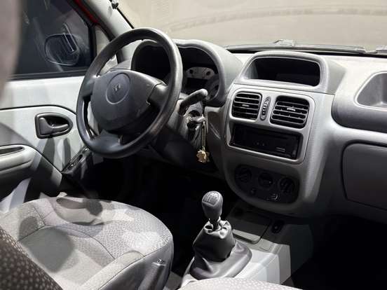 RENAULT-CLIO-1.0 16V FLEX 4P MANUAL RENAULT-CLIO-2011
