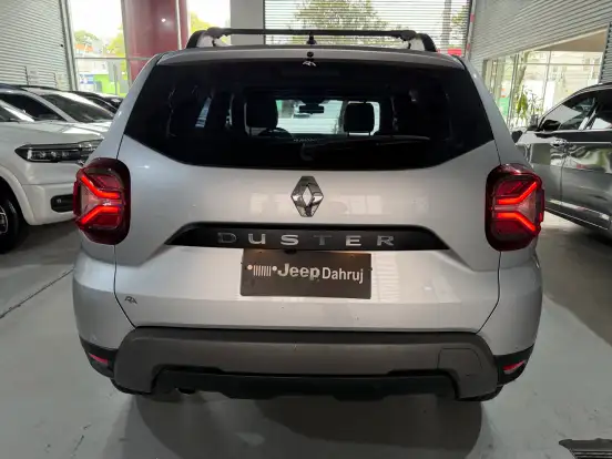 RENAULT-DUSTER-2023
