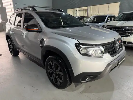 RENAULT-DUSTER-2023