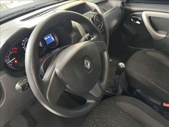 RENAULT-DUSTER-2017