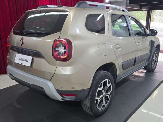 RENAULT-DUSTER-2020