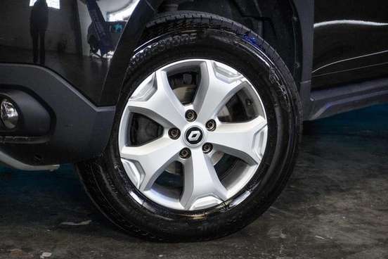 RENAULT-DUSTER-2021