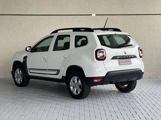 RENAULT-DUSTER-2022