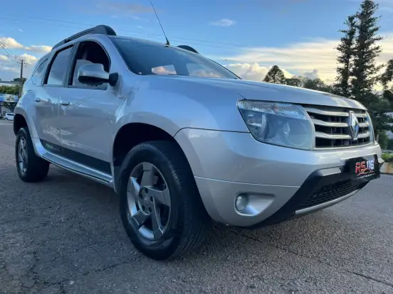 RENAULT-DUSTER-2.0 DYNAMIQUE 4X2 16V FLEX 4P AUTOMÁTICO RENAULT-DUSTER-2014