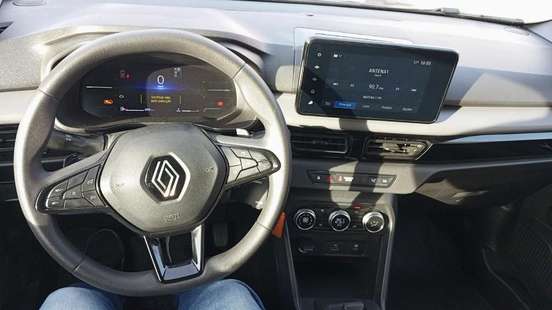 RENAULT-KARDIAN-2024