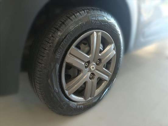 RENAULT-KWID-1.0 12V SCE FLEX ZEN MANUAL RENAULT-KWID-2025