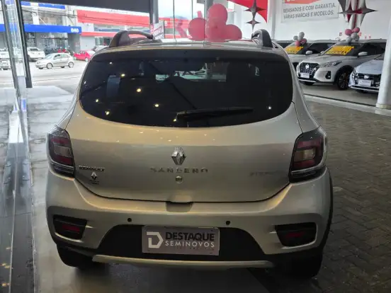 RENAULT-SANDERO-1.6 16V SCE FLEX STEPWAY EASY-R RENAULT-SANDERO-2018