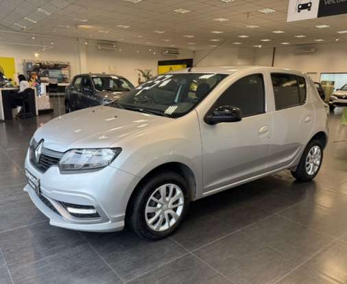 RENAULT-SANDERO-2022