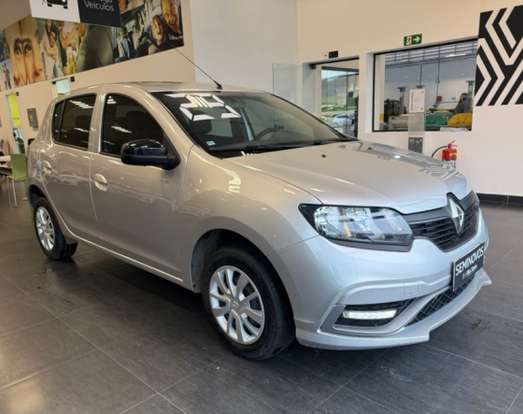 RENAULT-SANDERO-2022