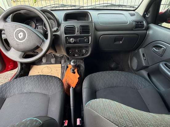 RENAULT-CLIO-1.0 EXPRESSION 16V FLEX 4P MANUAL RENAULT-CLIO-2015