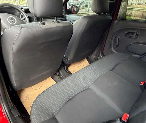 RENAULT-CLIO-2015