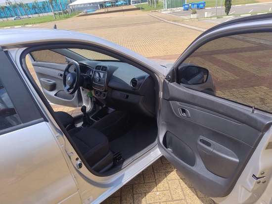 RENAULT-KWID-1.0 12V SCE FLEX ZEN MANUAL RENAULT-KWID-2024