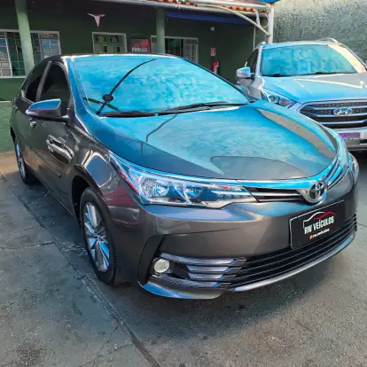 TOYOTA-COROLLA-2018