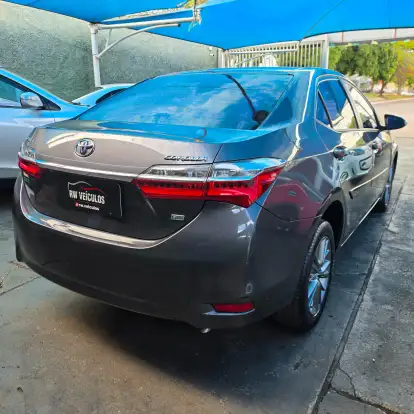 TOYOTA-COROLLA-2018