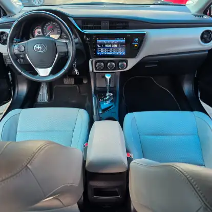TOYOTA-COROLLA-2018
