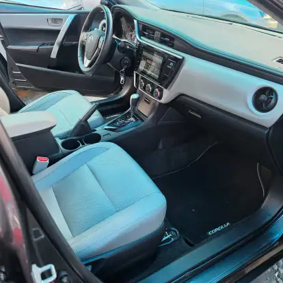TOYOTA-COROLLA-2018