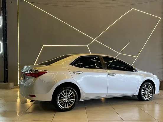 TOYOTA-COROLLA-1.8 GLI UPPER 16V FLEX 4P AUTOMÁTICO TOYOTA-COROLLA-2018