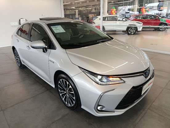 TOYOTA-COROLLA-2024