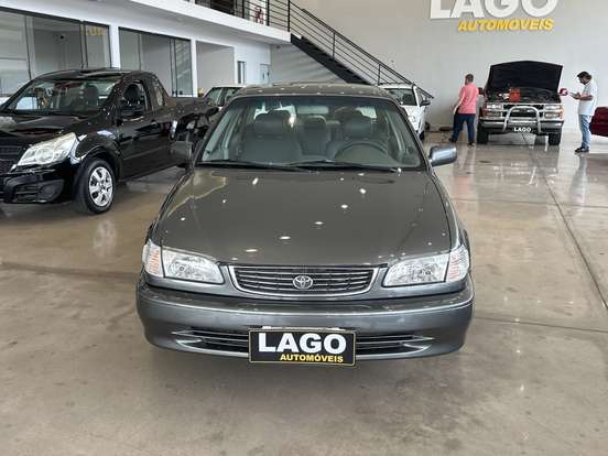 TOYOTA-COROLLA-1.8 XEI 16V GASOLINA 4P AUTOMÁTICO TOYOTA-COROLLA-2001