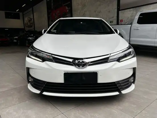 TOYOTA-COROLLA-2018