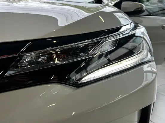 TOYOTA-COROLLA-2018