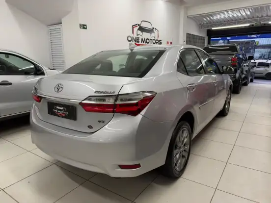 TOYOTA-COROLLA-2018