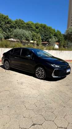 TOYOTA-COROLLA-2025