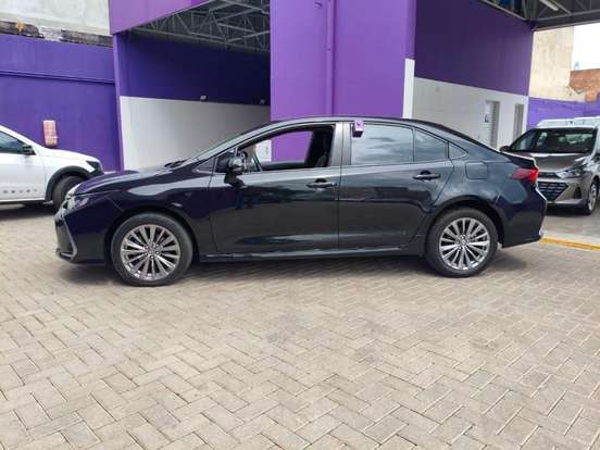 TOYOTA-COROLLA-2024