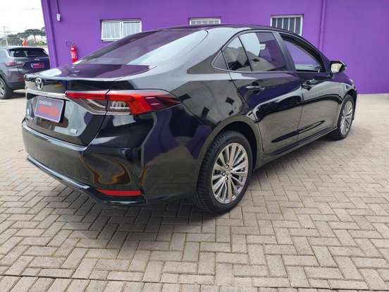 TOYOTA-COROLLA-2024