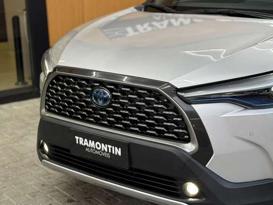 TOYOTA-COROLLA CROSS-2021