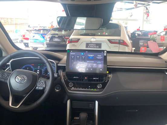 TOYOTA-COROLLA CROSS-2026