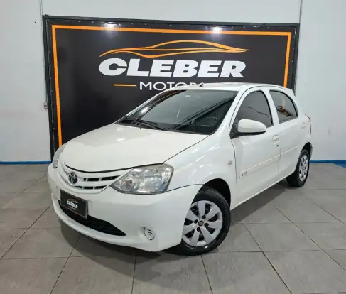 TOYOTA-ETIOS-2014