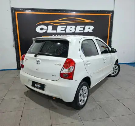TOYOTA-ETIOS-1.3 X 16V FLEX 4P MANUAL TOYOTA-ETIOS-2014