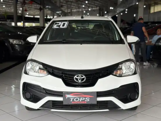 TOYOTA-ETIOS-2019