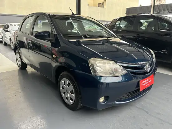 TOYOTA-ETIOS-2016